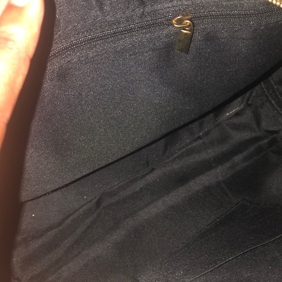 Olive green crossbody bag - Picture 3 of 3